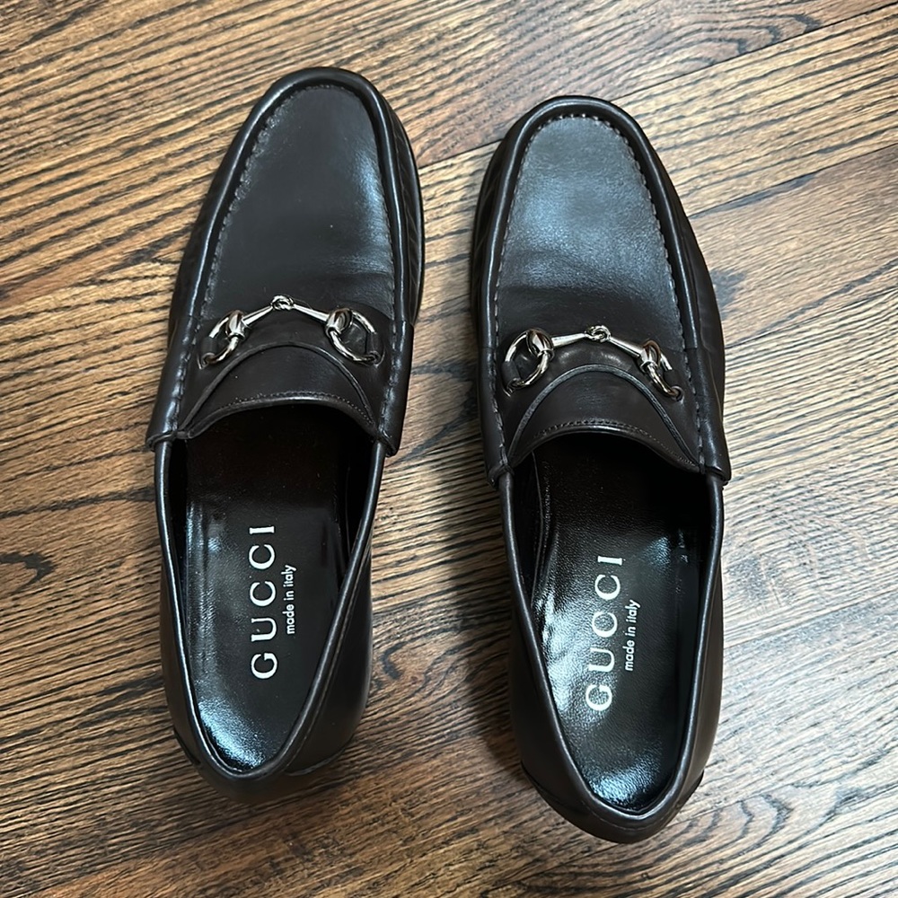 REAL AUTHENTIC dark mocha brown Gucci loafers. Size: 8D